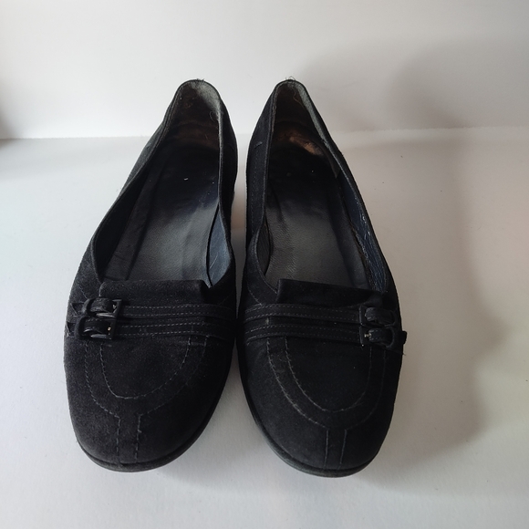 Stuart Weitzman Black Suede Loafers | Classic Buckle Detail | Women’s Size 6.5 - Picture 3 of 9